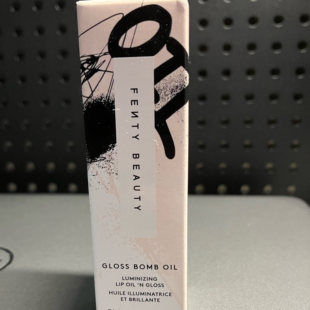 Fenty Beauty Gloss Bomb Oil Luminizing Lip Oil ‘N Gloss - Picture 2 of 2